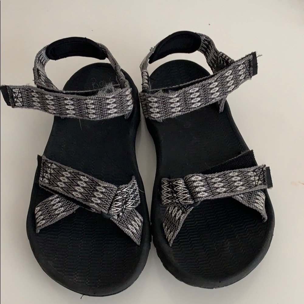 Velcro sandals